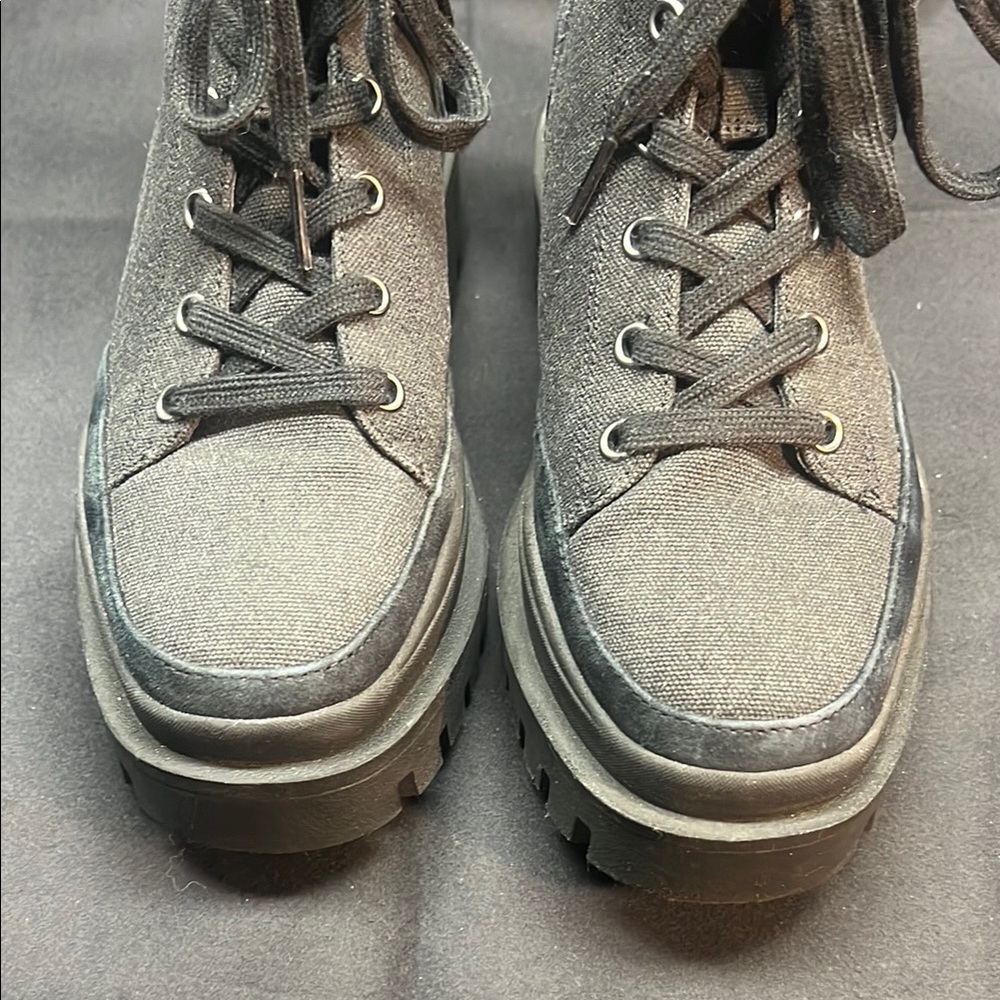 Waterproof high top shoes - Picture 7 of 12